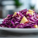 Rode kool met appel bereid in de Airfryer.